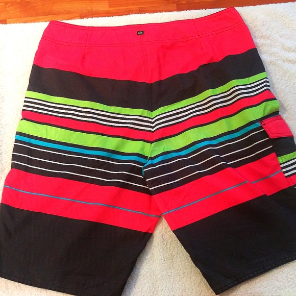 Quiksilver Board Shorts - Picture 2 of 4